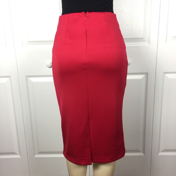 ❤️ NEW Red Pencil Skirt ❤️ - Picture 3 of 4